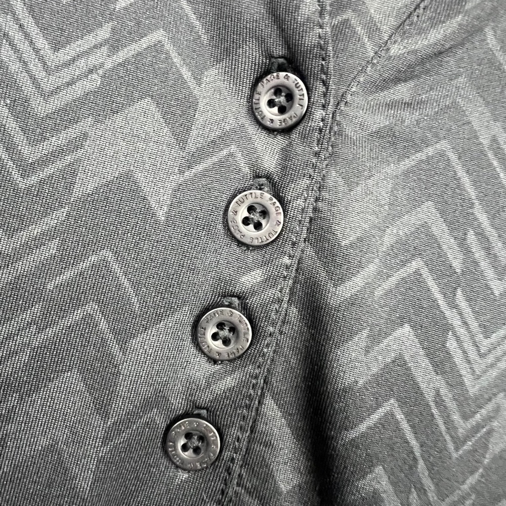 ⏳|•PAGE & TUTTLE•| Black Print Cool Swing Collared Short Sleeve V-Neck Golf Shir - Picture 5 of 13